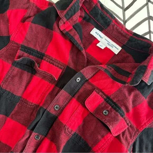 Old Navy Other - Old Navy Size M Men's Buffalo Plaid Long Sleeve Classic Fit Flannel